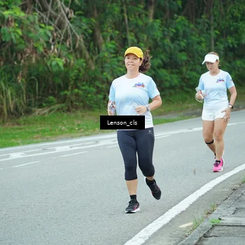 Runner Photo 7602027