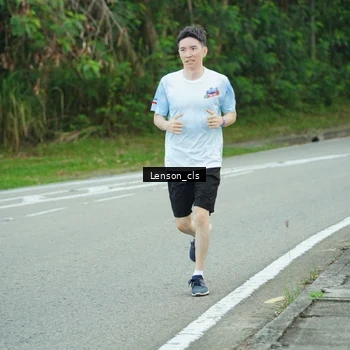 Runner Photo 7602036