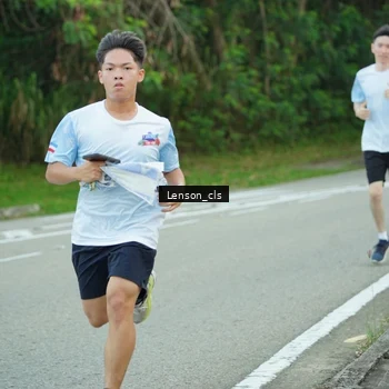 Runner Photo 7602045