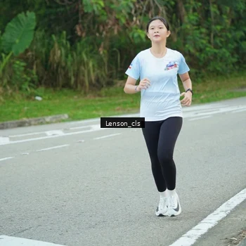Runner Photo 7602064