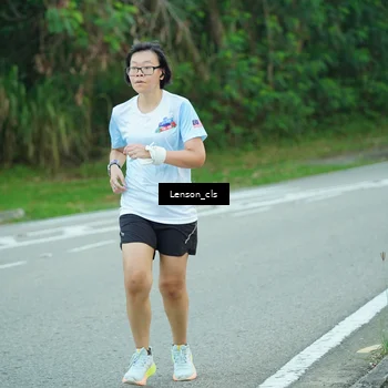 Runner Photo 7602065