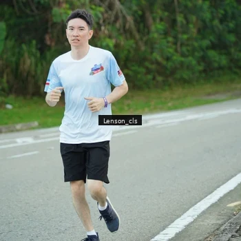 Runner Photo 7602071
