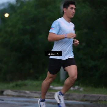 Runner Photo 7602088