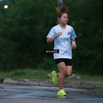 Runner Photo 7602092