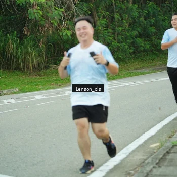 Runner Photo 7602097
