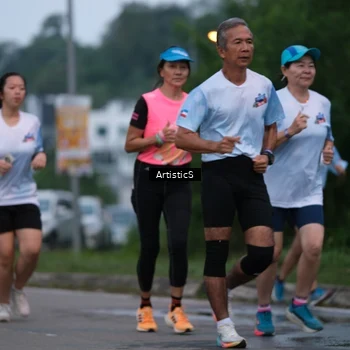 Runner Photo 7602114