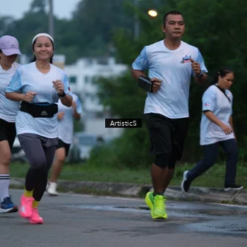 Runner Photo 7602124