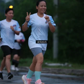 Runner Photo 7602134