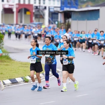 Runner Photo 7602136