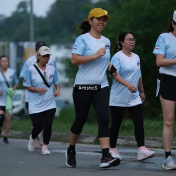 Runner Photo 7602144