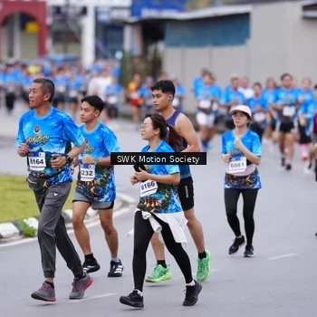 Runner Photo 7602154