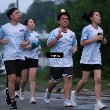 Runner Photo 7602159