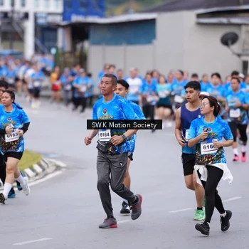 Runner Photo 7602165