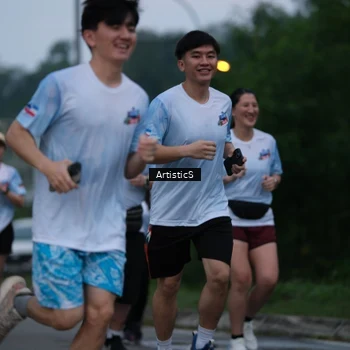 Runner Photo 7602173