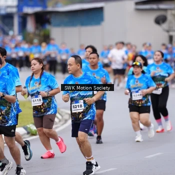 Runner Photo 7602184