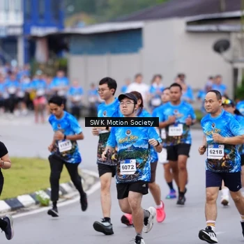 Runner Photo 7602188