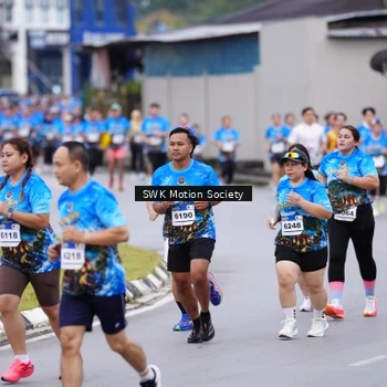 Runner Photo 7602189