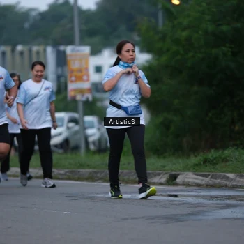 Runner Photo 7602191