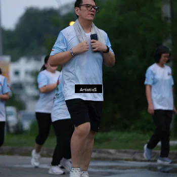 Runner Photo 7602192