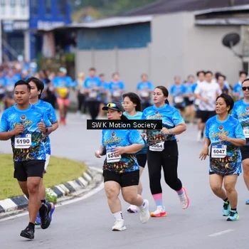 Runner Photo 7602195