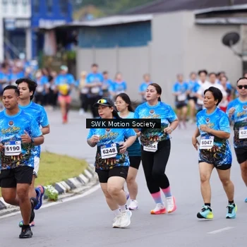 Runner Photo 7602205