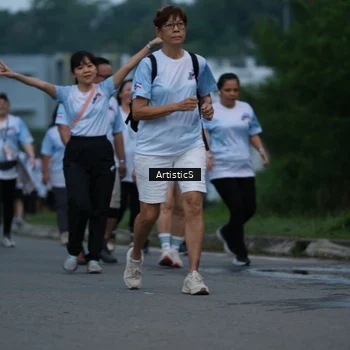 Runner Photo 7602213