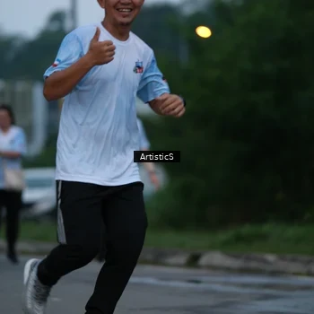 Runner Photo 7602222