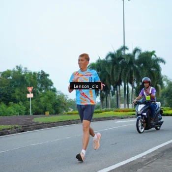 Runner Photo 7602276