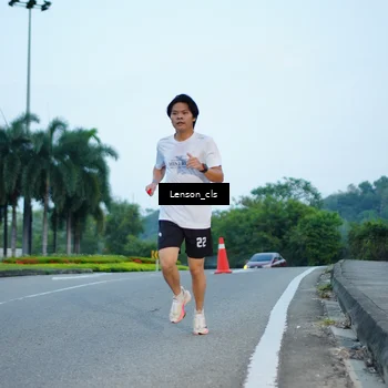 Runner Photo 7602277