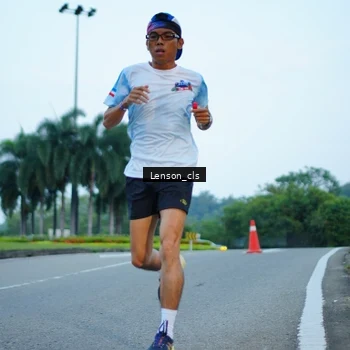 Runner Photo 7602285