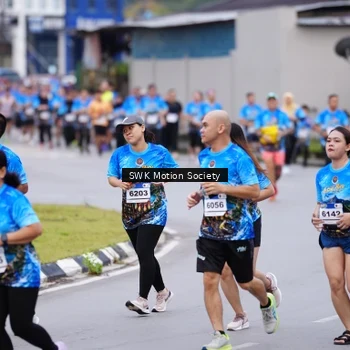Runner Photo 7602286