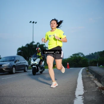 Runner Photo 7602288
