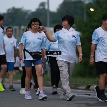 Runner Photo 7602289