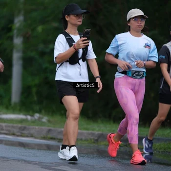Runner Photo 7602294