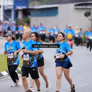 Runner Photo 7602304