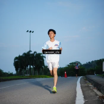 Runner Photo 7602313