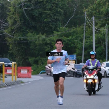 Runner Photo 7602331