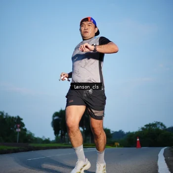 Runner Photo 7602342