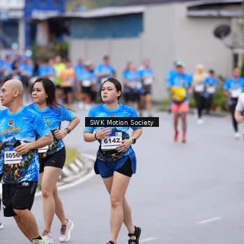 Runner Photo 7602345
