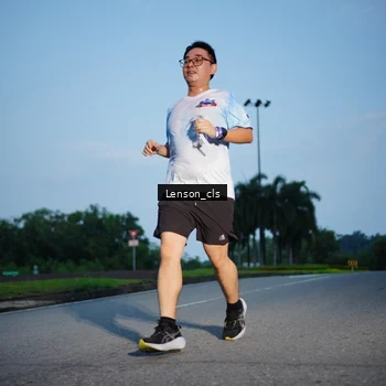 Runner Photo 7602351