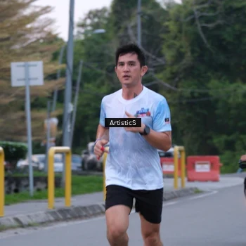 Runner Photo 7602366