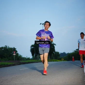 Runner Photo 7602367