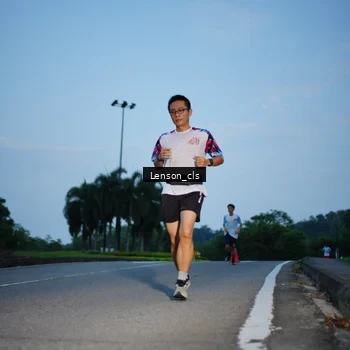 Runner Photo 7602370