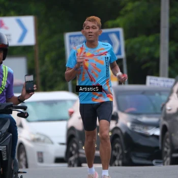 Runner Photo 7602374