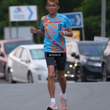 Runner Photo 7602384