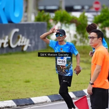 Runner Photo 7602387