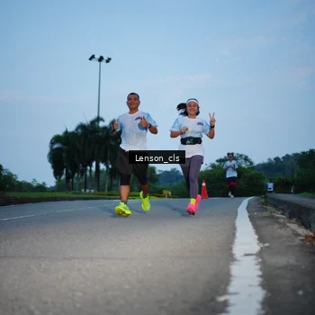 Runner Photo 7602388