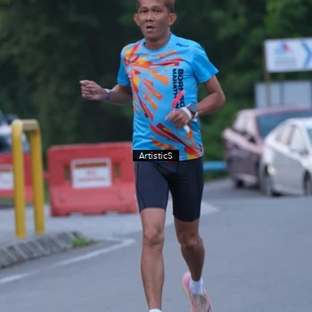 Runner Photo 7602391