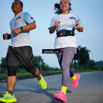 Runner Photo 7602395