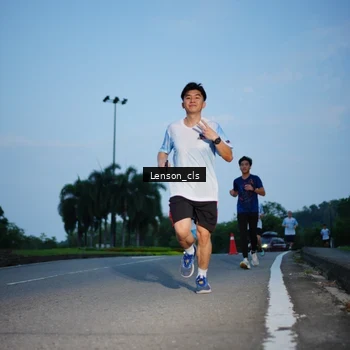 Runner Photo 7602402